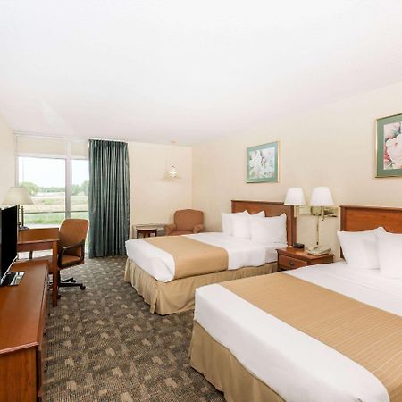 Days Inn By Wyndham Grand Island I-80 Doniphan Exterior foto